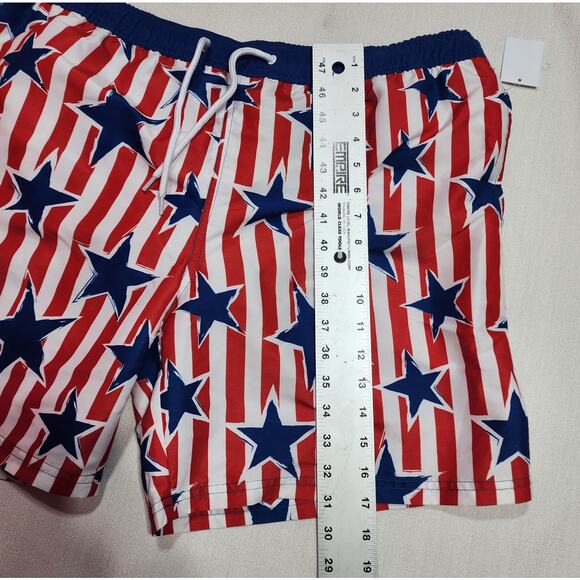 Mad Engine Men's XL Elastic Waist Stars & Stripes USA Flag Swim Trunks - Picture 2 of 7